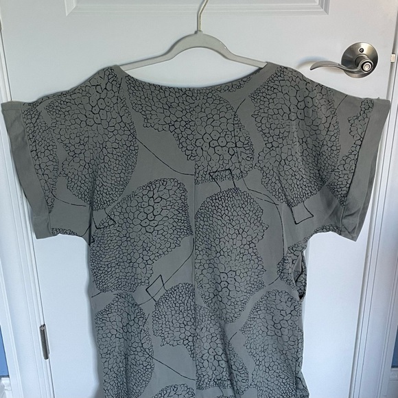 No Nasties Light Gray Goenchi Loopknit Midi Dress Size Large - 47457 - Picture 7 of 13